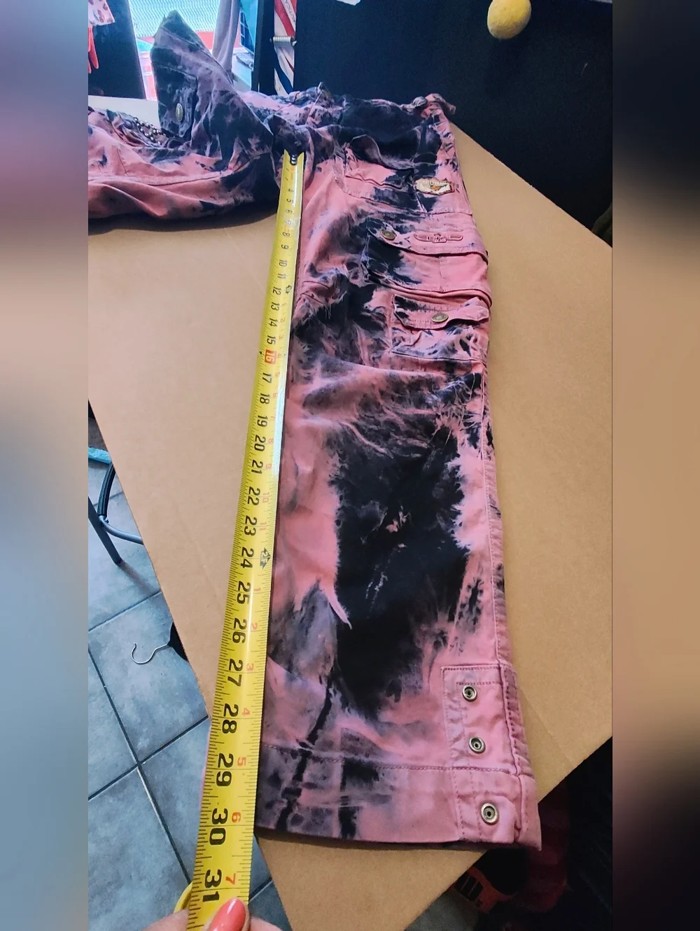 Vintage Rock Revival Pink and Black Tie-Dye Cargo Pants - Picture 15 of 16